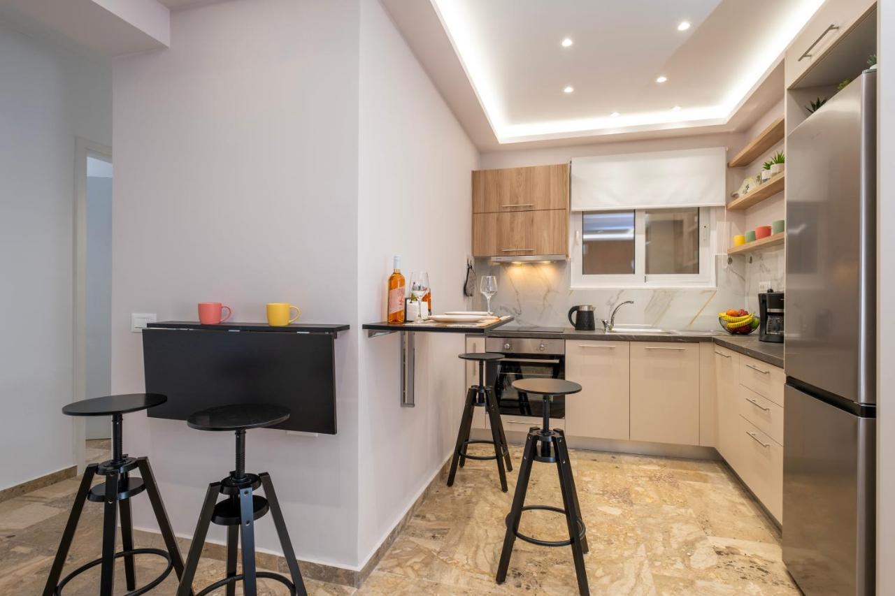 Urban Elegance, 3-bedroom Flat In Heart Of Chania Appartement *